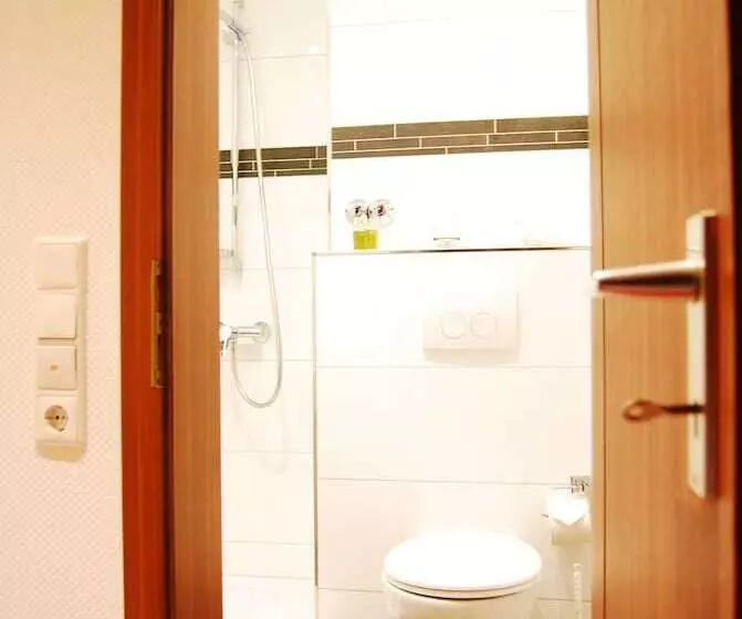 فندق Am Martinsberg