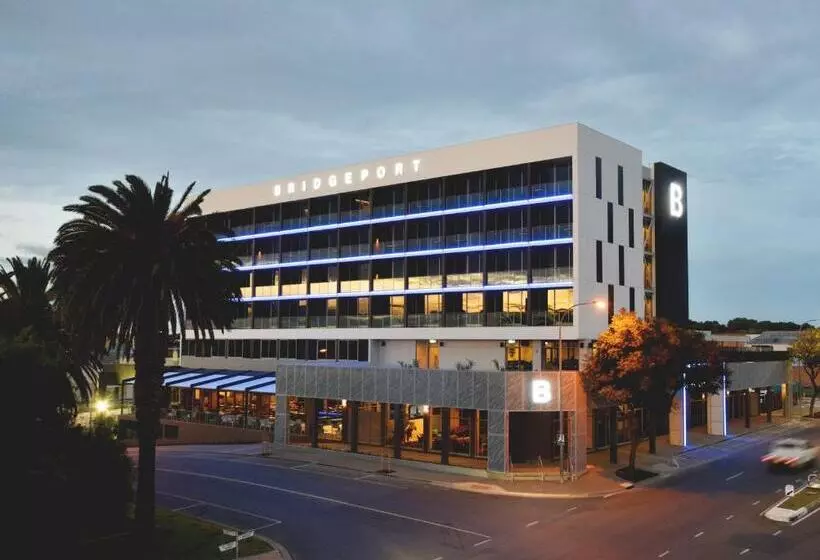 ホテル Bridgeport