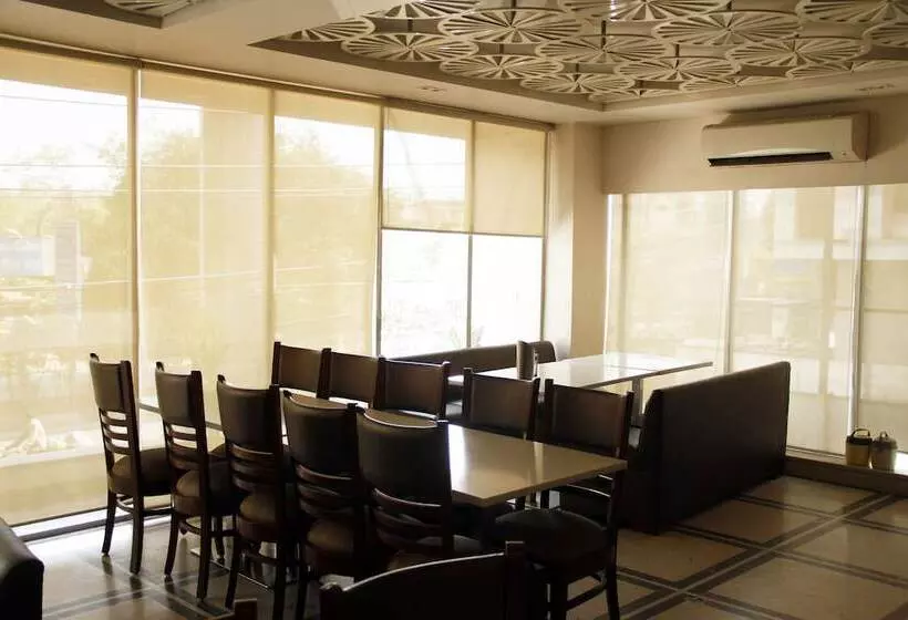 هتل Capital O 419 A Suites