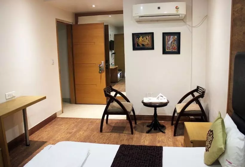 هتل Capital O 419 A Suites