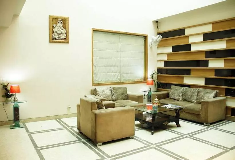 هتل Capital O 419 A Suites