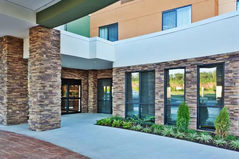 ホテル Courtyard By Marriott Auburn