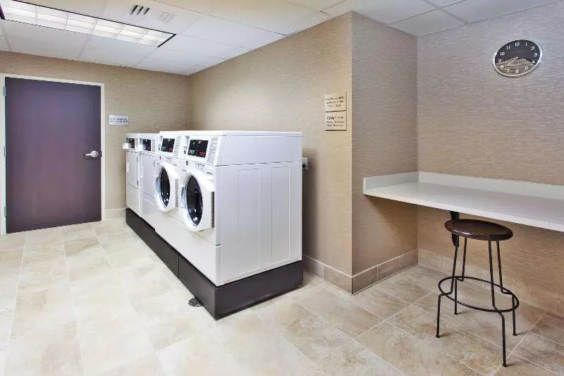 ホテル Courtyard By Marriott Auburn