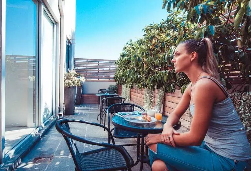 Crown Hotel Surry Hills