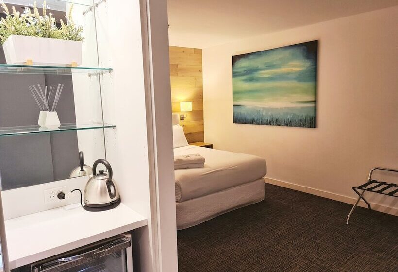 Crown Hotel Surry Hills