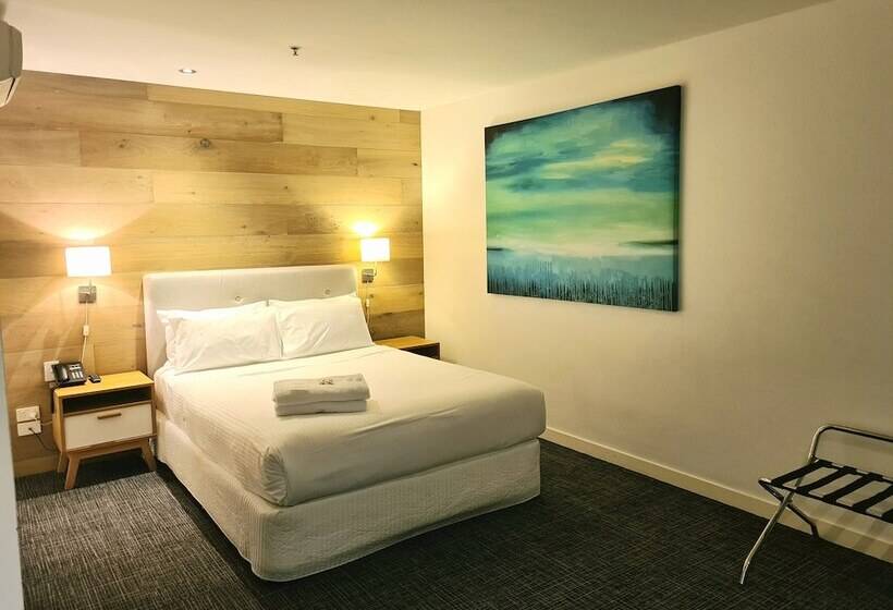 Crown Hotel Surry Hills