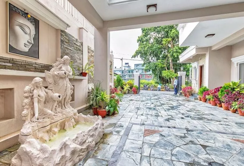 Da Yatra Courtyard Hotel & Resort