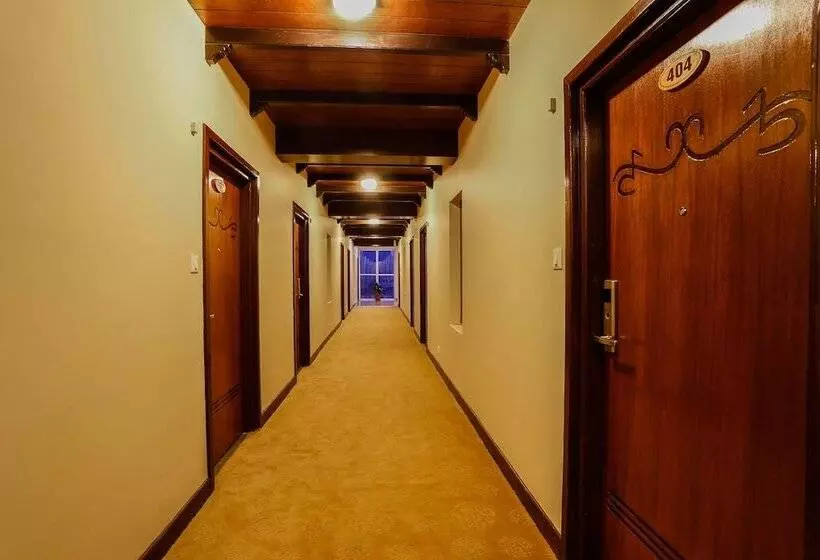 Da Yatra Courtyard Hotel & Resort