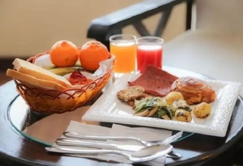 Da Yatra Courtyard Hotel & Resort