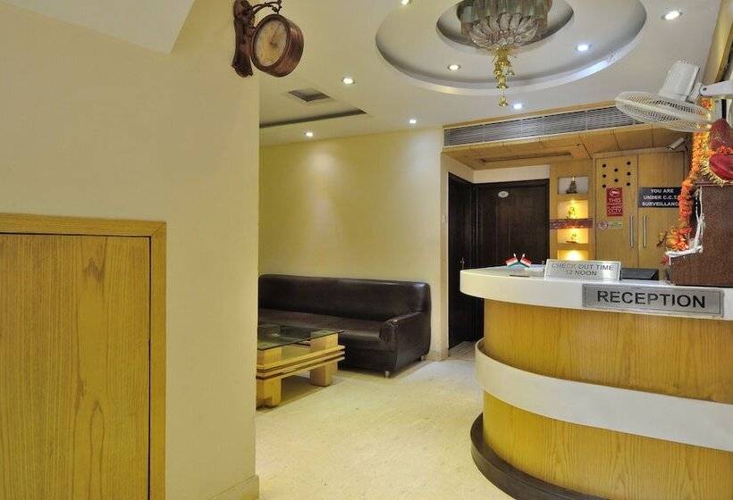 Hotel Gold Palace 03 Mins Walk From New Delhi Railway Station