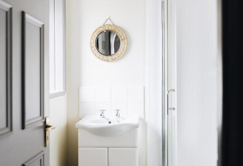 Hotel Inn At Port Nan Gael