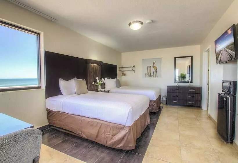 Hotelli La Bella Oceanfront Inn  Daytona