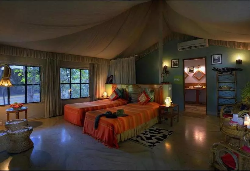 ホテル Pench Jungle Camp