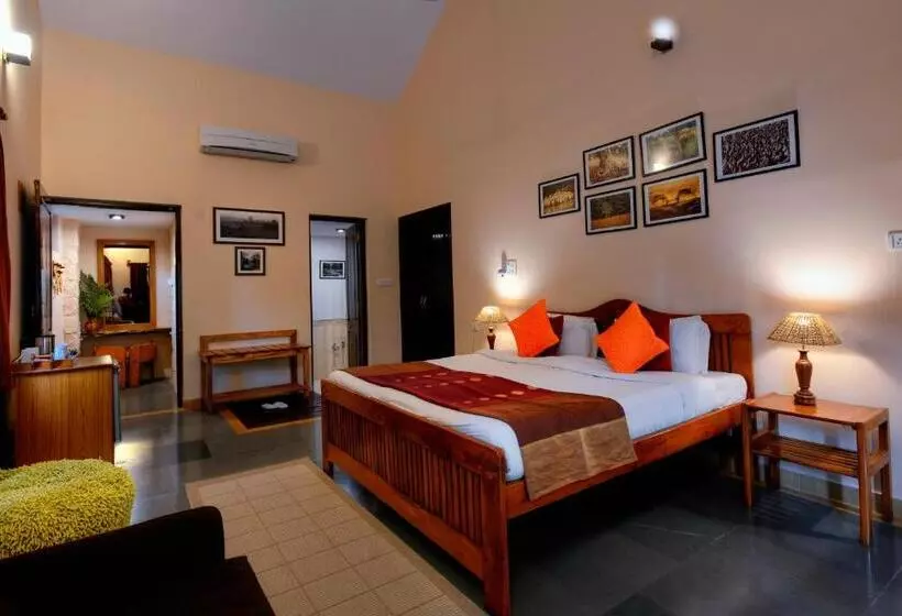 ホテル Pench Jungle Camp