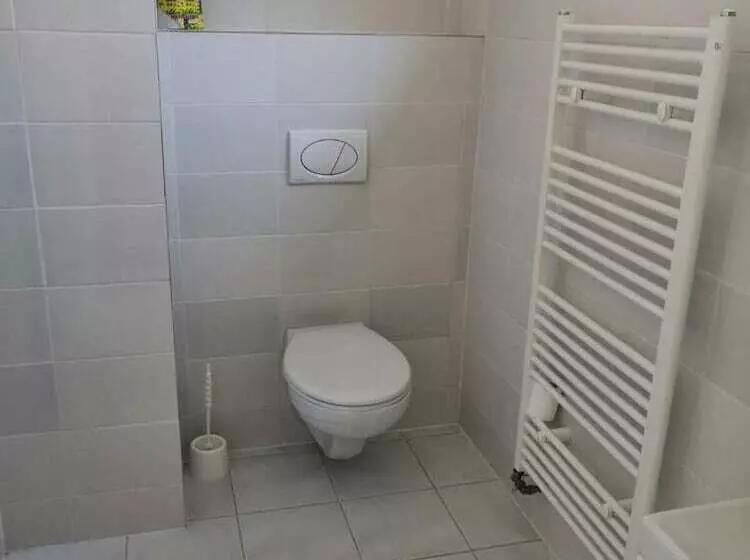 호텔 Penzion A Restaurace Na Jízdárně