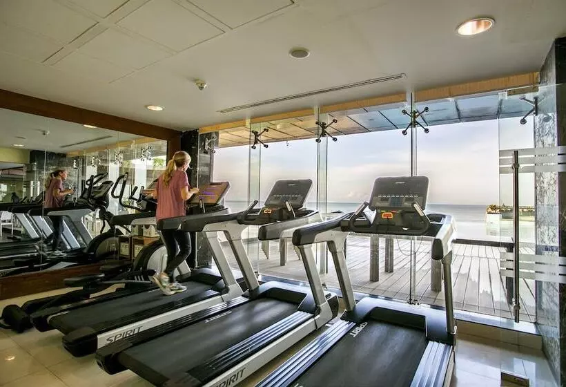 هتل Sayeman Beach Resort