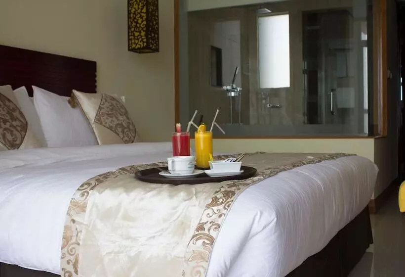 هتل Sayeman Beach Resort