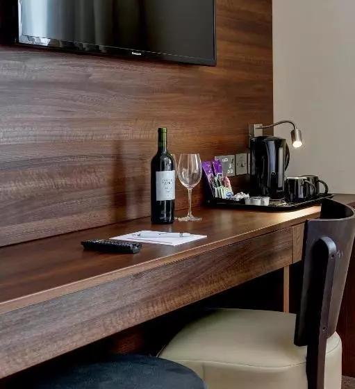 The Airlink Hotel London Heathrow