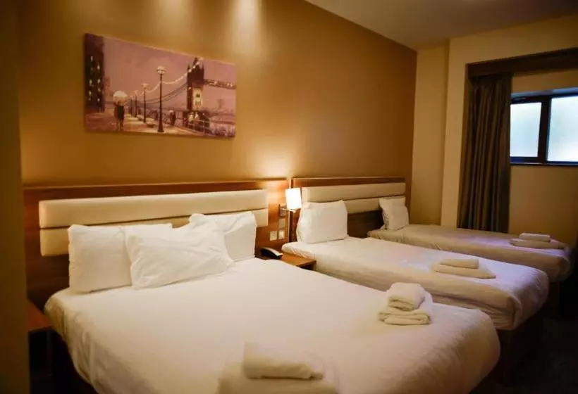 The Airlink Hotel London Heathrow