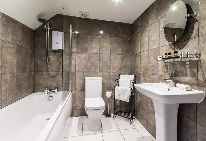 هتل The Crown Inn