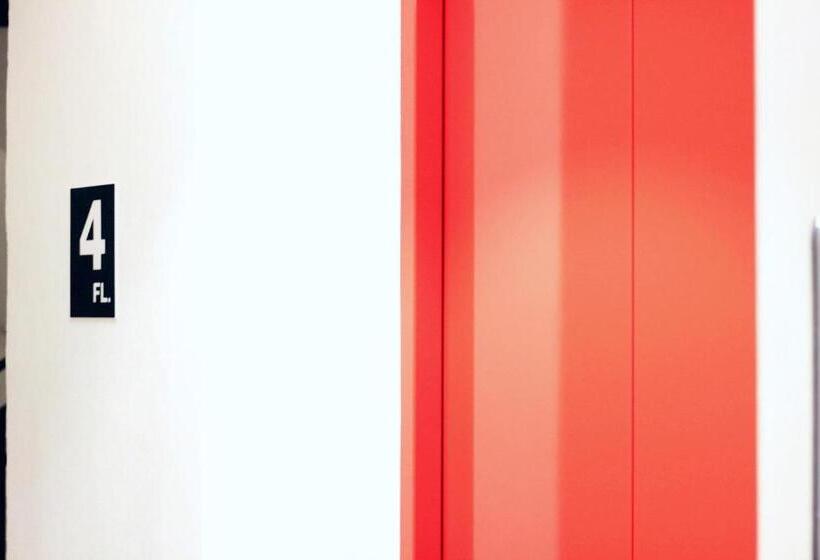 To Zleep Hotel Khaolak