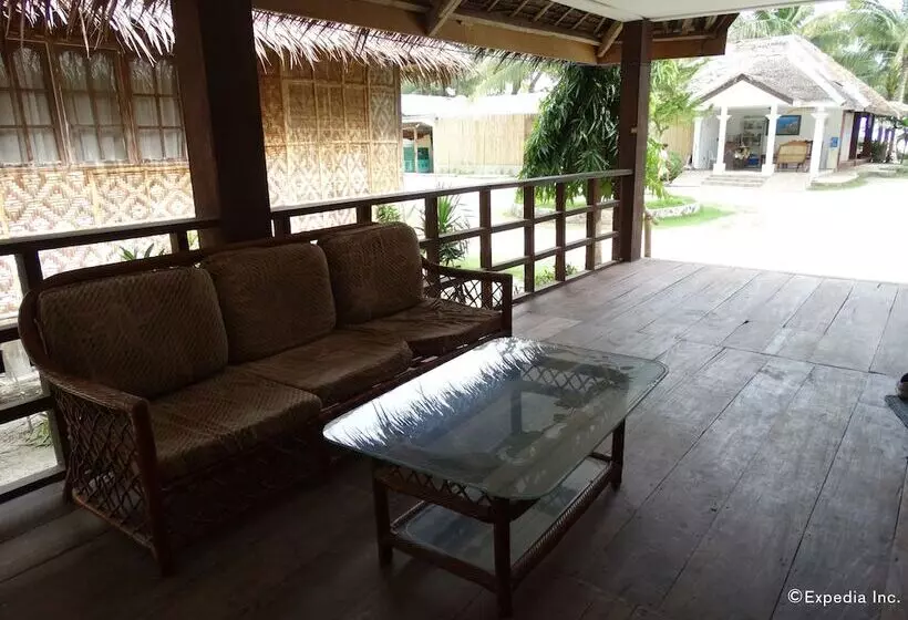 ホテル Whites And Greens Beach Resort