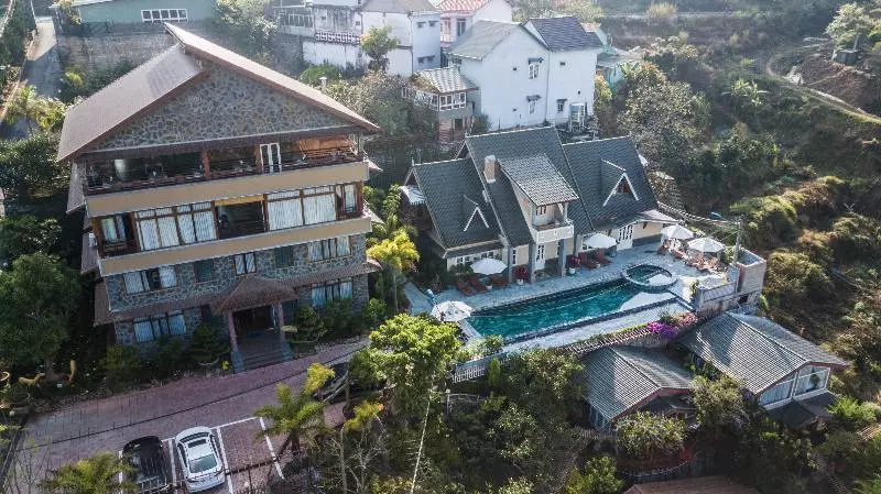 Hotel Zen Valley Dalat