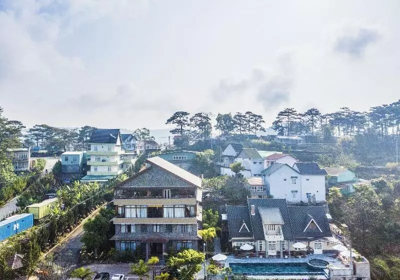 Hotel Zen Valley Dalat