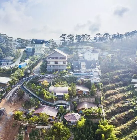 Hotel Zen Valley Dalat