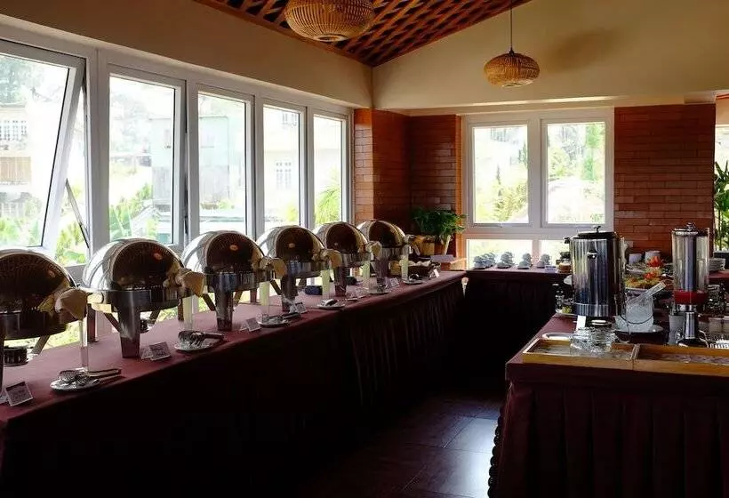 Hotel Zen Valley Dalat