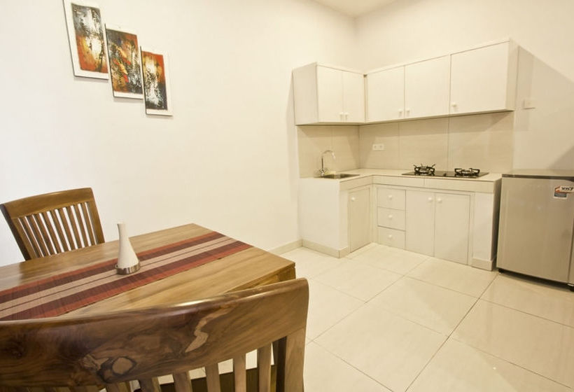 Пансион U House Seminyak