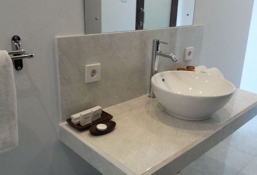 Пансион U House Seminyak