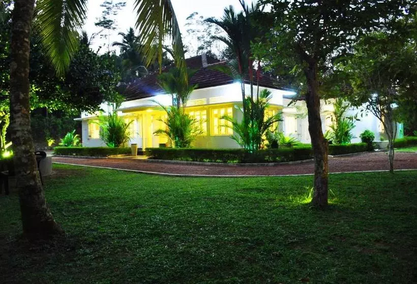 Pension Village Headman S Five Bedrooms Entire Bungalow