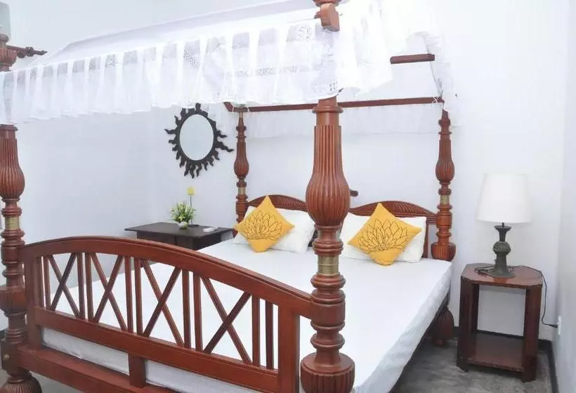 Pension Village Headman S Five Bedrooms Entire Bungalow