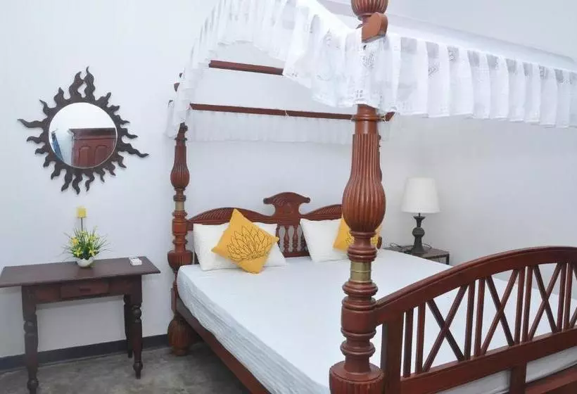 Pension Village Headman S Five Bedrooms Entire Bungalow