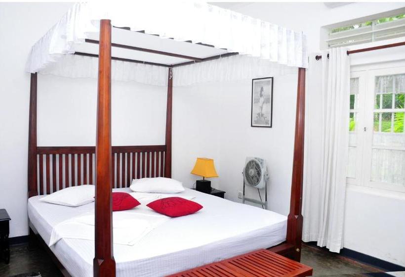 펜션 Village Headman S Five Bedrooms Entire Bungalow