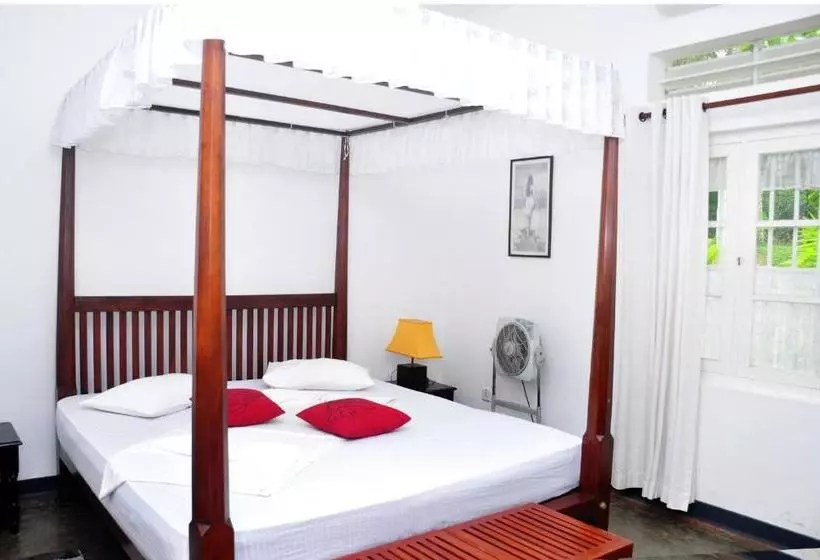 Pension Village Headman S Five Bedrooms Entire Bungalow