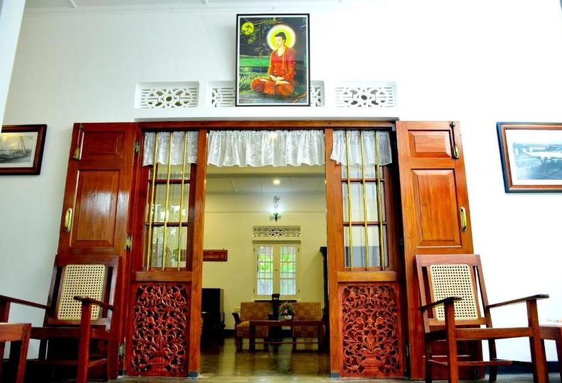 펜션 Village Headman S Five Bedrooms Entire Bungalow