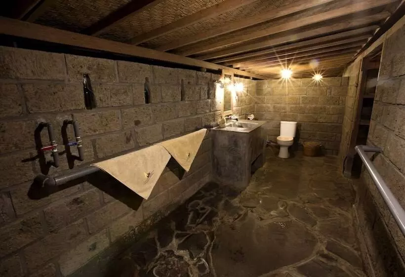 Pondok Pitaya Hotel, Surfing & Yoga