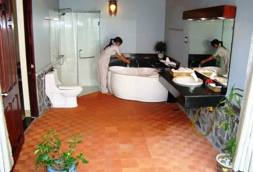 Saigon Suoi Nhum Resort