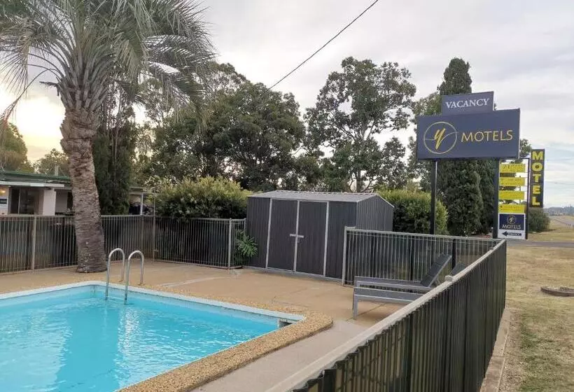 Y Motels Kingaroy