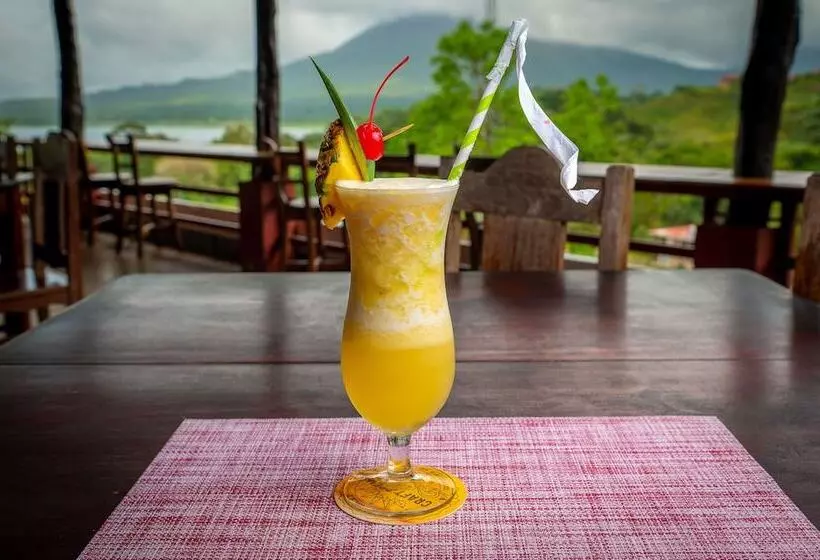 Chateau Arenal Hotel & Restaurante