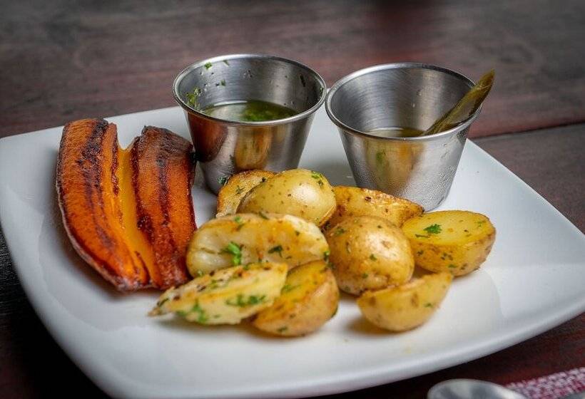 Chateau Arenal Hotel & Restaurante