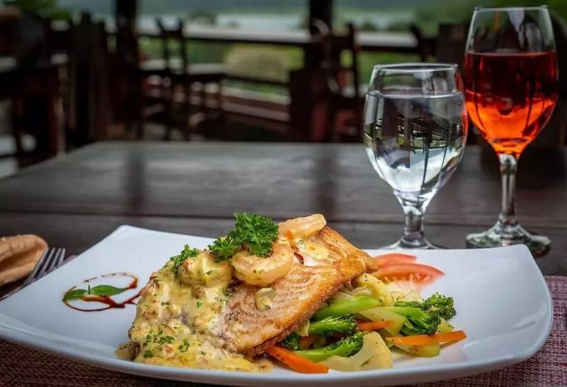 Chateau Arenal Hotel & Restaurante