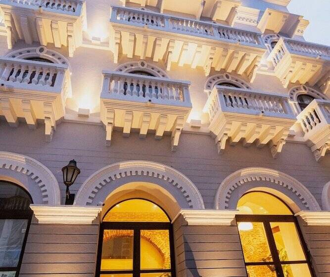 هتل Voilá Centro Histórico