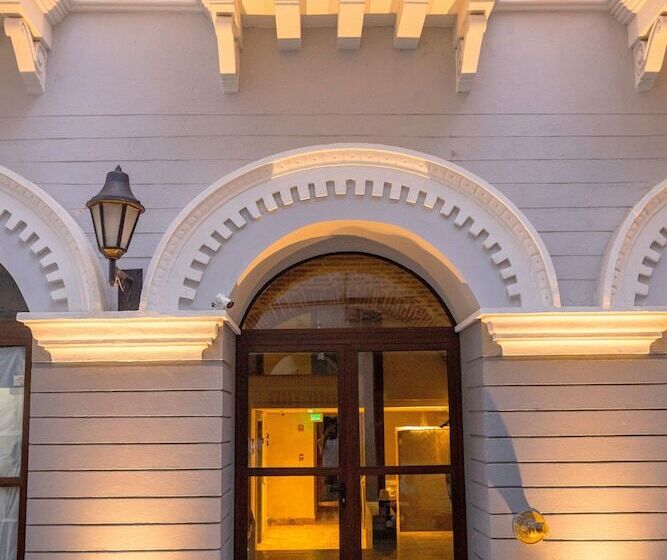 هتل Voilá Centro Histórico