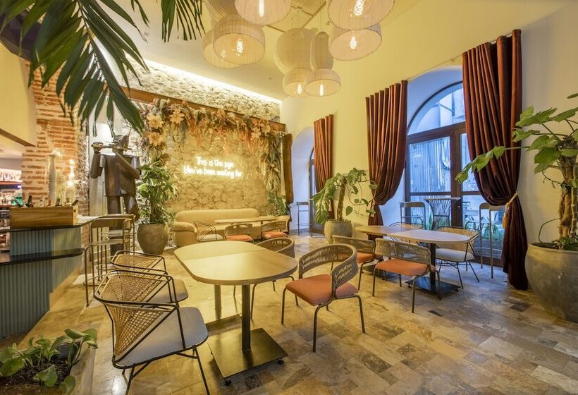 هتل Voilá Centro Histórico