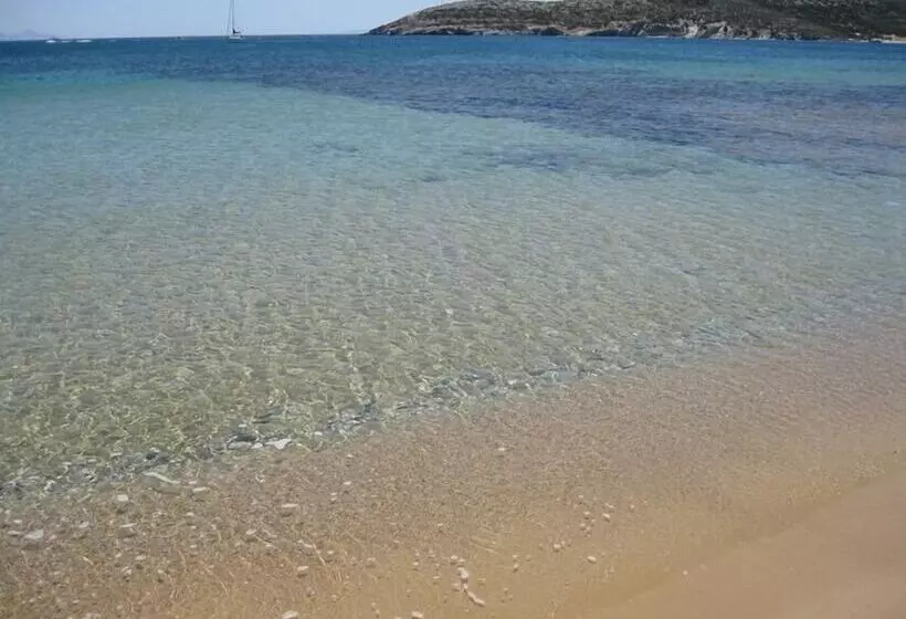 Blue Dolphin Antiparos Villas And Suites