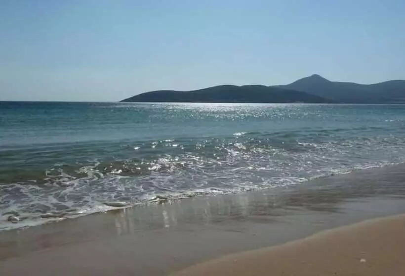 Blue Dolphin Antiparos Villas And Suites