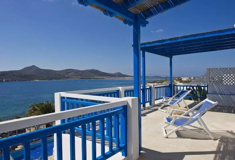 Blue Dolphin Antiparos Villas And Suites